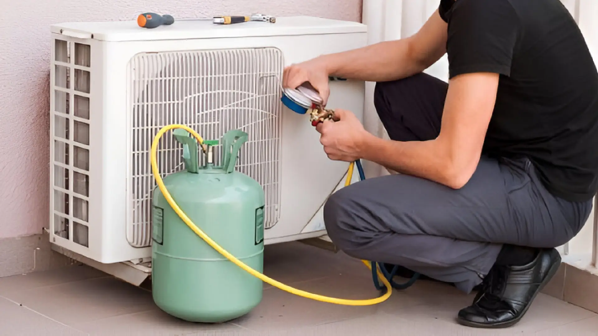 AC gas filling and refrigerant recharge service